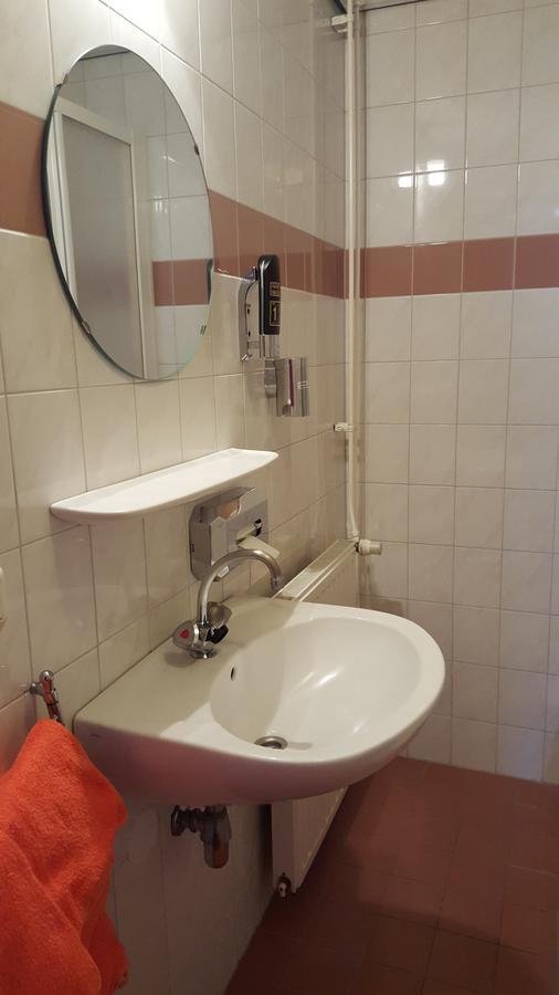 Hotel Ambiente Vlissingen Bagian luar foto