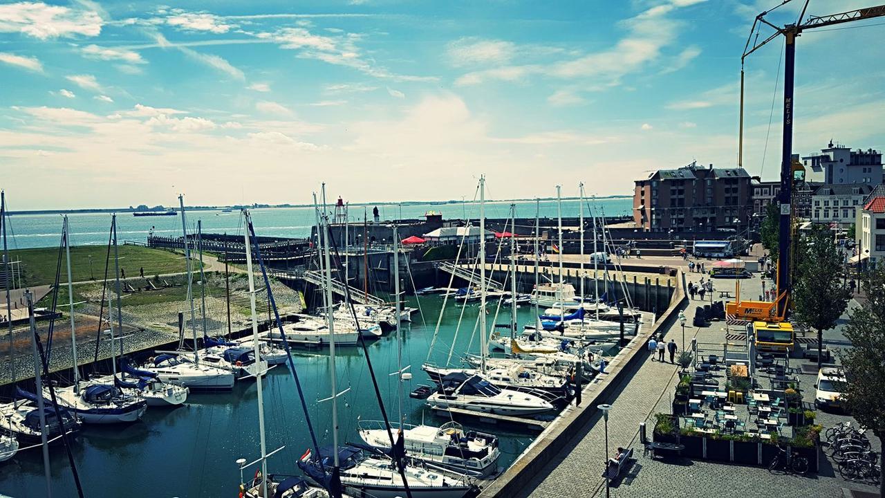 Hotel Ambiente Vlissingen Bagian luar foto